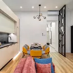 D38 Apartment